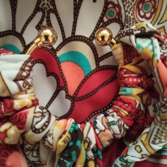 NWT🎁FREE GIFT INCLUDED🎁Maxi, Push-Up Pads Bra, Stretchable Strap Halter Neck - Picture 9 of 12